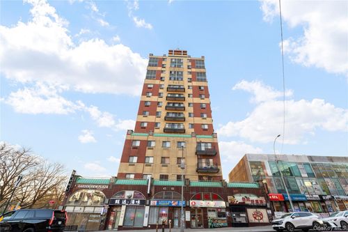 12a-43-18 Main St, Flushing, NY, 11355 | Card Image