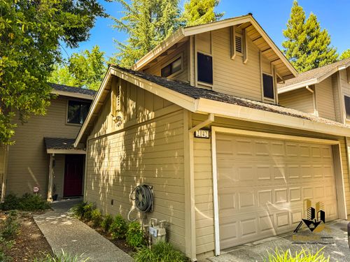 2142 University Park Drive, Sacramento, CA, 95825 | Card Image