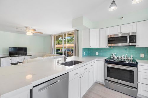 101-123 Yacht Club Way, Hypoluxo, FL, 33462-6083 | Card Image