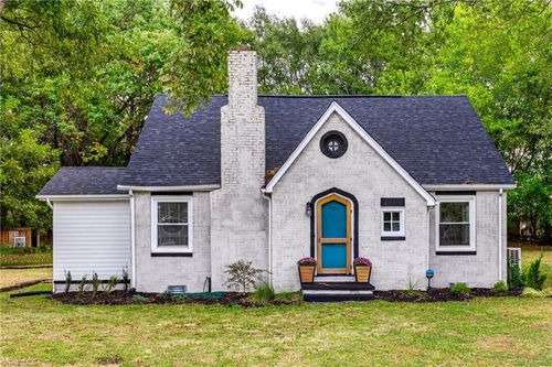 429 S Main St, Shelby, NC, 28152-0696 | Card Image