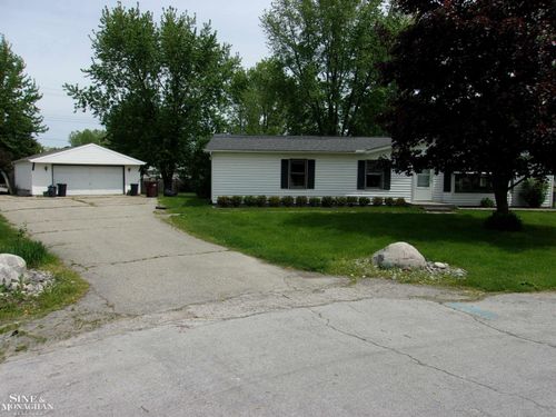 1575 Grandview Ct, Saint Clair, MI, 48079-3507 | Card Image