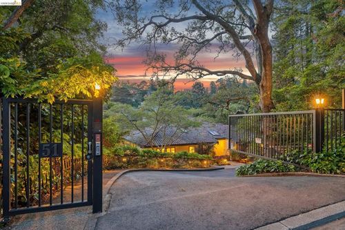 51 Glen Alpine Rd, Piedmont, CA, 94611-3522 | Card Image