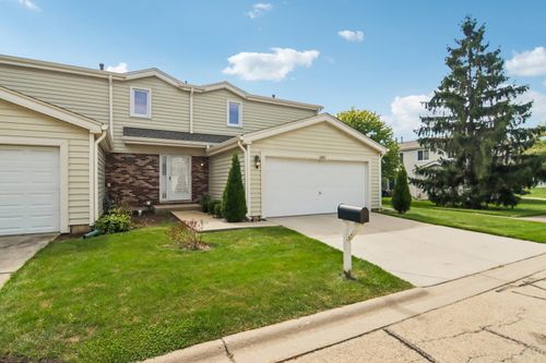 682 Claridge Cir, Hoffman Estates, IL, 60169-2706 | Card Image