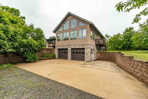 W1030 Reshel Rd, Pittsville, WI, 54466-9136 | Card Image