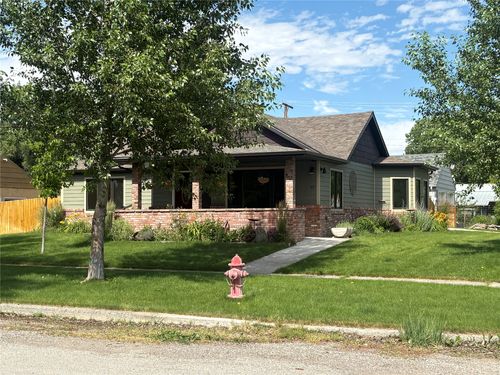 37 4th Ave Sw, Choteau, MT, 59422-7729 | Card Image