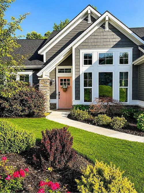 9372 Sunset Ridge Dr Ne, Rockford, MI, 49341-7122 | Card Image