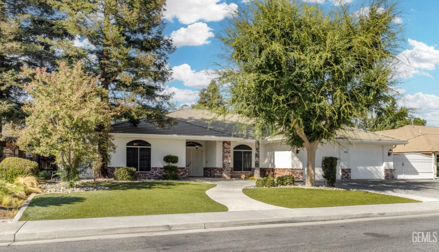 Timbercreek Dr, Bakersfield, CA 93308