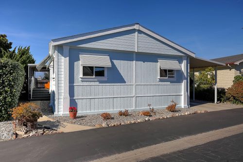 spc-99-945 Ward Dr, Goleta, CA, 93111-2928 | Card Image