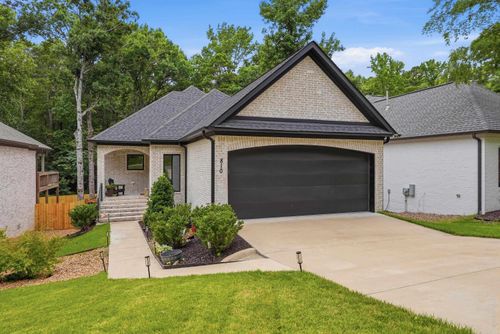 810 Atkins Rd, Little Rock, AR, 72211-3303 | Card Image