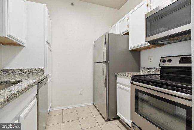 UNIT-2408 - 1600 Spring Gate Dr, Condo with 1 bedrooms, 1 bathrooms and null parking in MCLEAN VA | Image 4