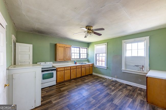 105 N St Sw, House other with 2 bedrooms, 1 bathrooms and 2 parking in Thomaston GA | Image 7