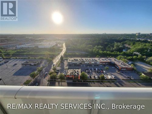 1701-65 Speers Rd, Oakville, ON, L6K0J1 | Card Image
