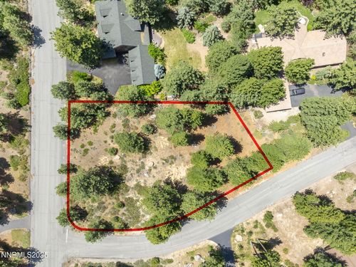 450 Black Pine Ct, Reno, NV, 89511-8706 | Card Image