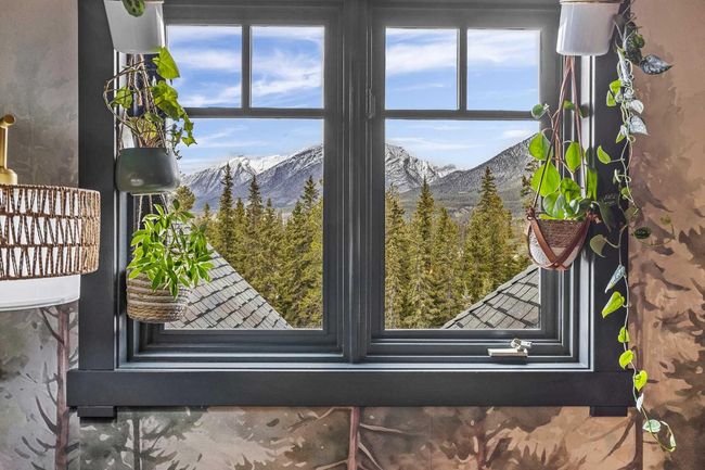 301 - 170 Crossbow Pl, Condo with 2 bedrooms, 2 bathrooms and 2 parking in Canmore AB | Image 30