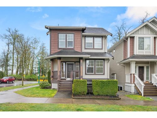 18990 67a Ave, Surrey, BC, V4N6A2 | Card Image