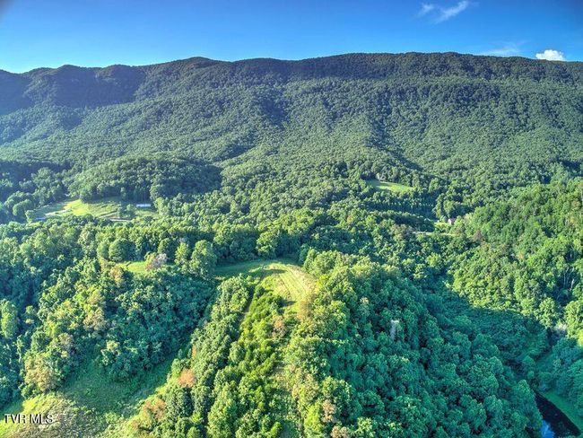 251 Fee Trl, House other with 6 bedrooms, 6 bathrooms and null parking in Ewing VA | Image 51
