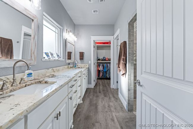 8903 Pear St, House other with 4 bedrooms, 3 bathrooms and null parking in Kingston OK | Image 21