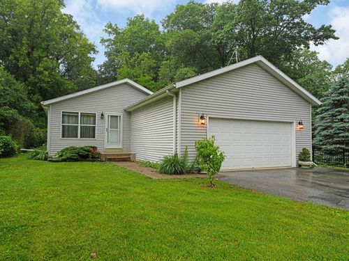 8300 Fishman Road, Burlington, WI, 53105 | Card Image