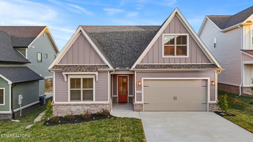 11580 Olympic Valley Dr, Knoxville, TN, 37932-3693 | Card Image