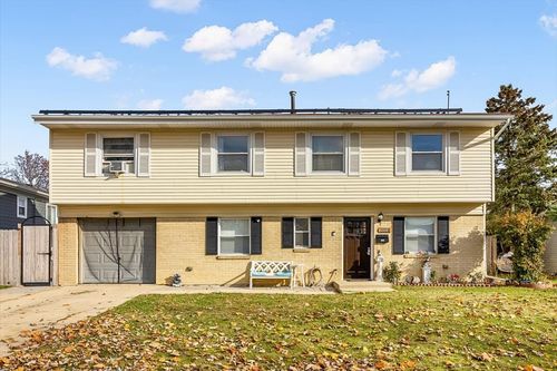 6881 Hickory St, Hanover Park, IL, 60133-3414 | Card Image