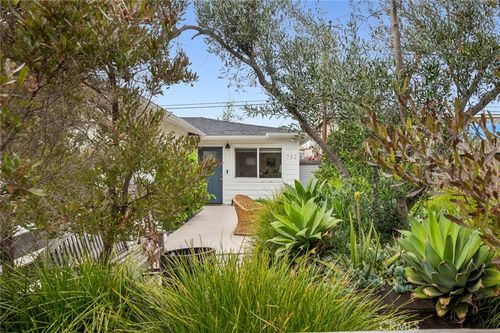 782 W 18th St, Costa Mesa, CA, 92627 | Card Image