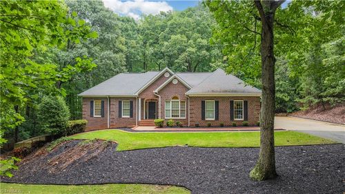 348 Westminster Ct, Asheboro, NC, 27205-8913 | Card Image