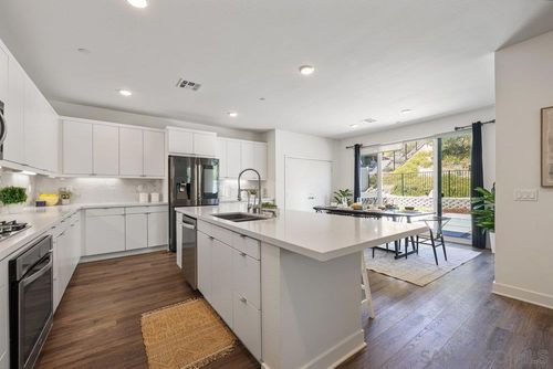 8894 Trailridge Ave, Santee, CA, 92071 | Card Image
