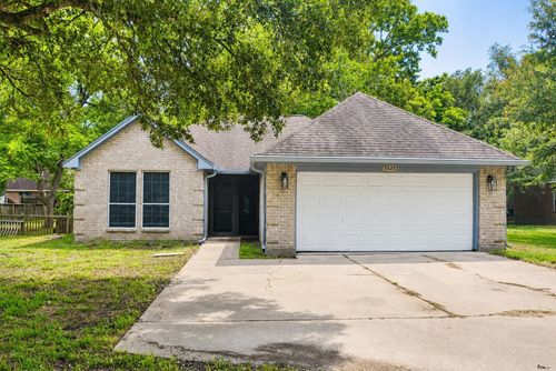 5525 Main St, Santa Fe, TX, 77510-3007 | Card Image