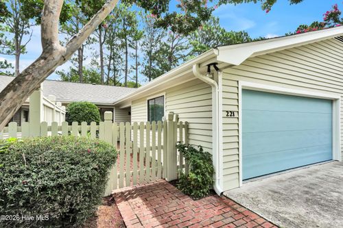 221 Inland Greens Cir, Wilmington, NC, 28405-3860 | Card Image