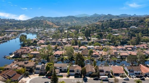 3832 Mainsail Cir, Westlake Village, CA, 91361-3820 | Card Image