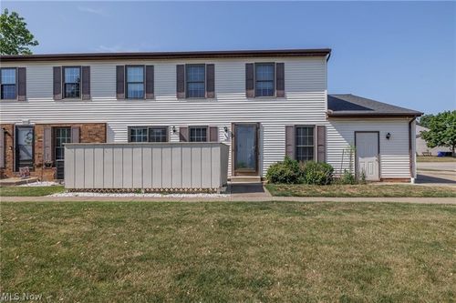 31a-6494 Liberty Bell Dr, Brook Park, OH, 44142-3538 | Card Image