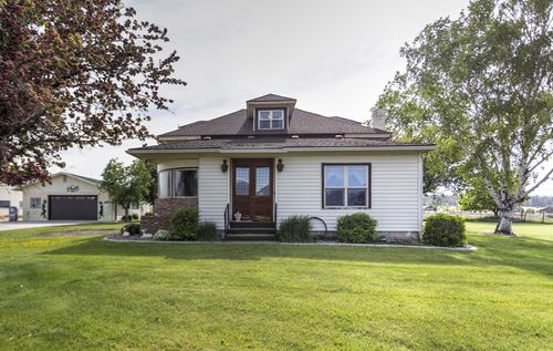 3552 Eastside Hwy, Stevensville, MT, 59870-6672 | Card Image