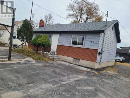 a-1775 Oxford St E, London, ON, N5V2Z6 | Card Image
