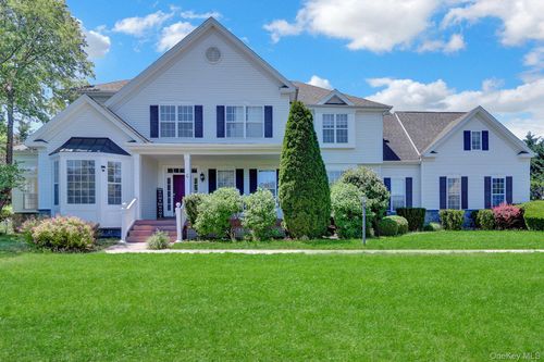 66 Canterbury Dr, Wading River, NY, 11792-2335 | Card Image