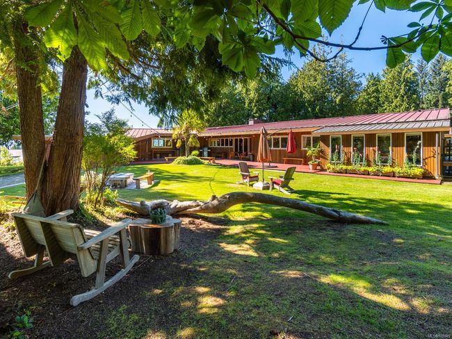 410 17 Th Ave, House other with 4 bedrooms, 5 bathrooms and 4 parking in Sointula BC | Image 5