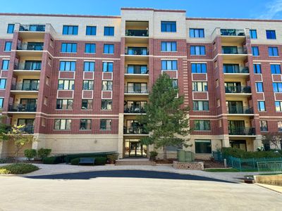 203 - 11 S Wille Street S, Condo with 2 bedrooms, 2 bathrooms and 1 parking in Mount Prospect IL | Image 1