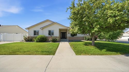 2851 Fenel Ave, Grand Junction, CO, 81501-7844 | Card Image