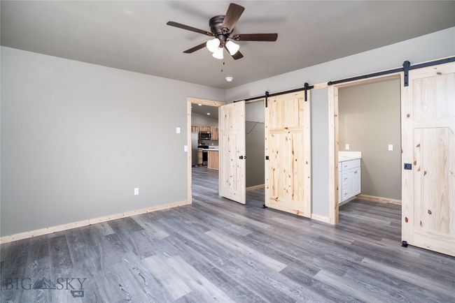 Master Bedroom | Image 9