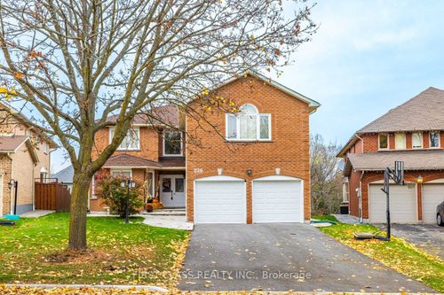 220 Timpson Dr, Aurora, ON, L4G5M7 | Card Image