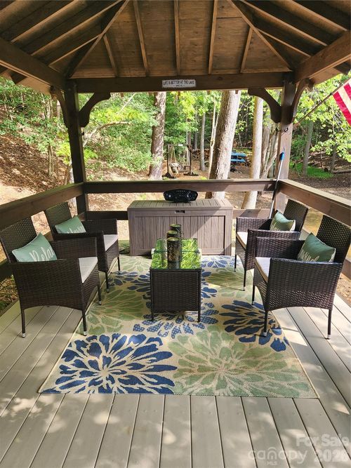 1277 Northview Dr, Morganton, NC, 28655-6168 | Card Image