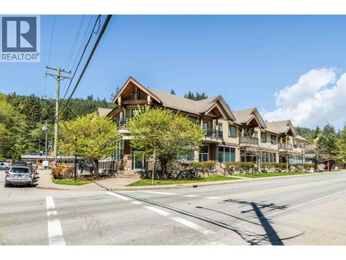 102and103-1909 Maple Drive, Squamish, BC, V8B0T1 | Card Image