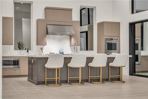 10739 Agate Cliffs Ave, Las Vegas, NV, 89135-3629 | Card Image
