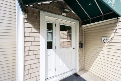 apt-85-1261 Church St, New Bedford, MA, 02745-1733 | Card Image