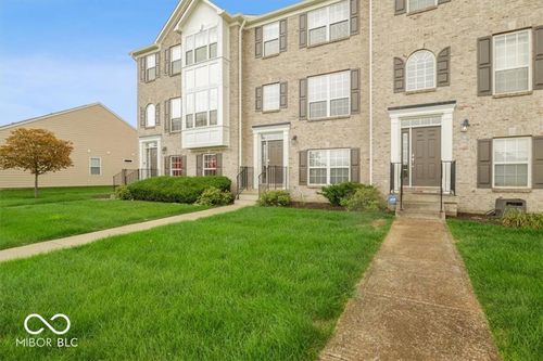 172 Straughn Ln, Westfield, IN, 46074-8497 | Card Image