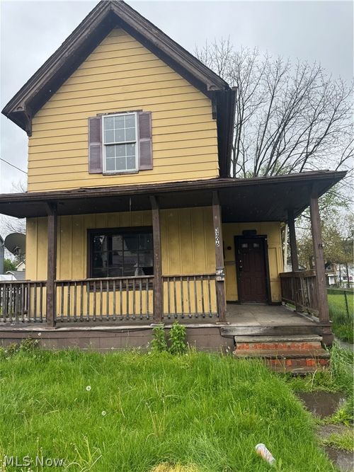 3706 E 71st St, Cleveland, OH, 44105-1468 | Card Image