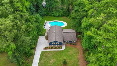 2711 Georgian Ct, Marietta, GA, 30068-3623 | Card Image
