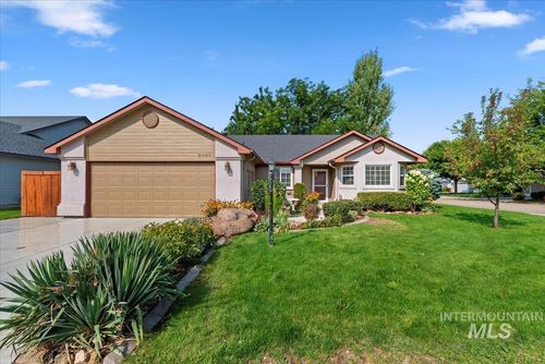 2663 N Phoenix Ave, Meridian, ID, 83646-7593 | Card Image