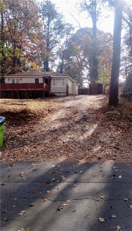 6113 Blackhawk Trl Se, Mableton, GA, 30126-3707 | Card Image