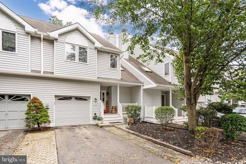 62 Violet Ct, Toms River, NJ, 08753-1317 | Card Image