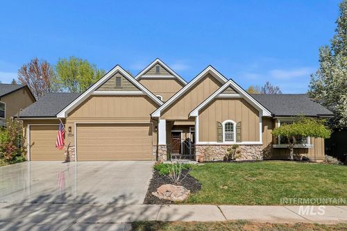 1524 N Watson Way, Eagle, ID, 83616-7015 | Card Image